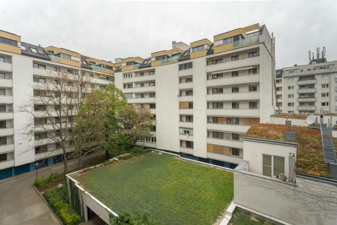 Apartamento Spacious With Balcony Viena Exterior foto